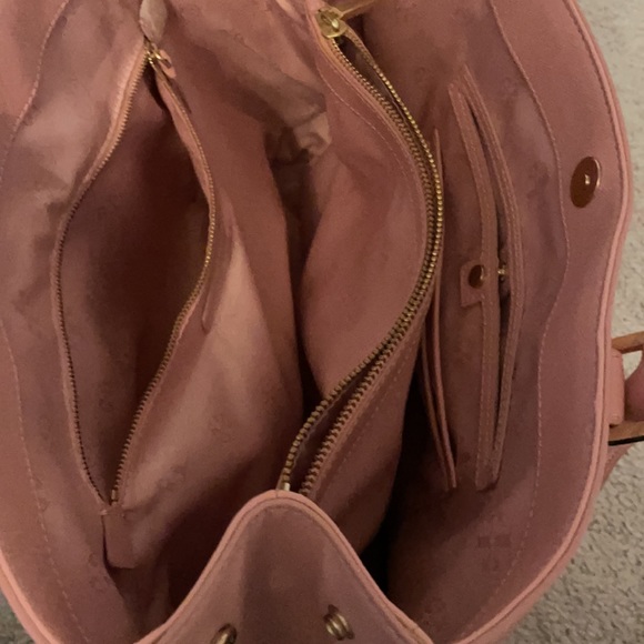 Pristine Pink Tory Burch Shoulder Bag - Picture 4 of 8